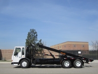 2006 Freightliner Condor CNG with Amrep Roll Off Truck