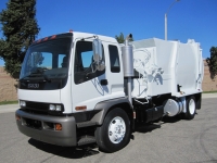 2006 Isuzu FTR with Bridgeport Ranger 12 Yard Side Load Refuse Truck