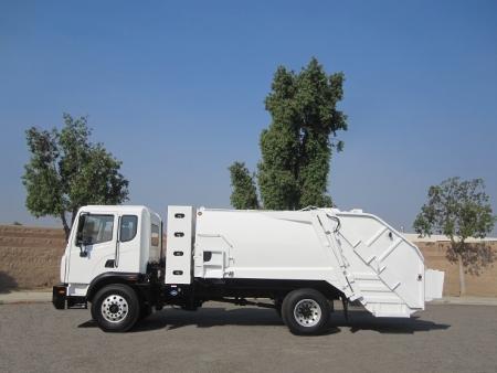 2014 Autocar Xpert CNG with New Way Viper 13 Yard Rear Loader Refuse Truck