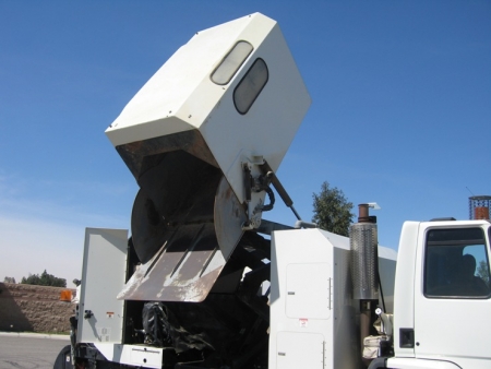 2007 Schwarze M6000 Propane Powered Street Sweeper