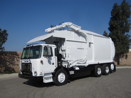 2010 Autocar ACX with New Way Mammoth 40yd CNG Front Loader Refuse Truck