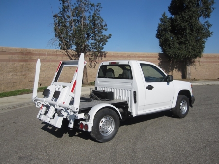 2008 GMC Canyon with Gaskin Container Delivery Unit (CDU) Refuse Truck