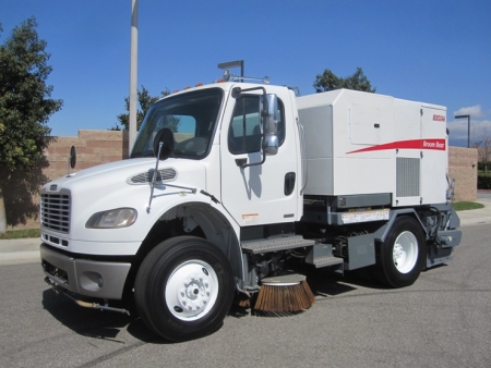 2008 Elgin Broom Bear Mechanical Street Sweeper