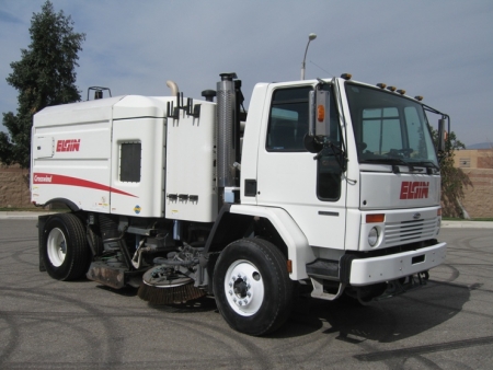 2006 Elgin Crosswind Regenerative Air Street Sweeper