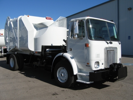 2003 Autocar with Heil Rapid Rail 20yd Automated Side Loader Refuse Truck