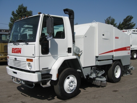 2003 Elgin Eagle CNG Street Sweeper