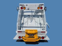 2013 Ford F550 with New Way Diamondback 6 Yard Rear Loader