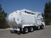 2009 Autocar ACX with Amrep 40yd CNG Front Loader Refuse Truck (NAP)