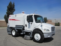 2006 Elgin Broom Bear Street Sweeper