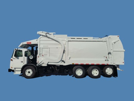 2017 Autocar ACX Xpeditor with Heil Half/Pack 40yd CNG Front Loader Refuse Truck