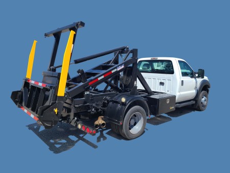2015 Ford F550 with Stellar CCR Container Delivery Unit (CDU) Truck