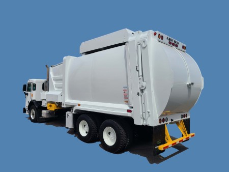 2020 Peterbilt 520 CNG with New Way Sidewinder 31yd Automated Side Loader Refuse Truck