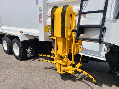2020 Peterbilt 520 CNG with New Way Sidewinder 31yd Automated Side Loader Refuse Truck