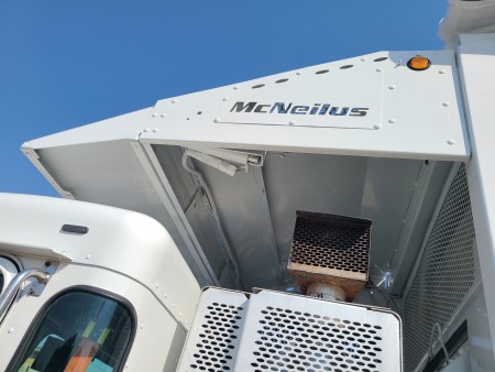 2019 Peterbilt 520 with McNeilus Atlantic 40yd Front Loader Refuse Truck