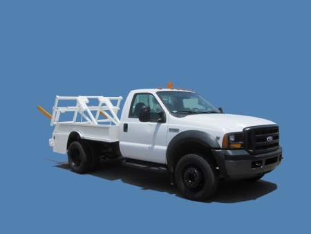 2007 Ford F450 with Gaskin Container Delivery Unit (CDU) Refuse Truck