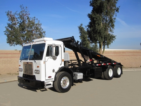 2011 Peterbilt 320 Roll Off Truck with Galfab Roll Off Hoist