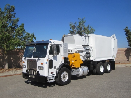 2013 Peterbilt 320 with Dadee Mfg Scorpion 30yd Automated Side Loader Refuse Truck