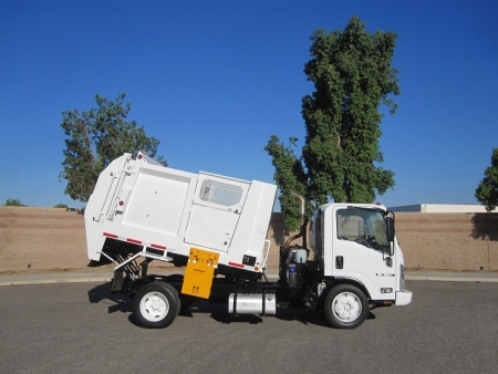 2014 Isuzu NQR with Heil Retriever Satellite 6yd Side Loader Refuse Truck