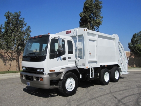 2007 Chevy-GMC T8500 with Heil PT 1000 20 Yard Rear Load Refuse Truck