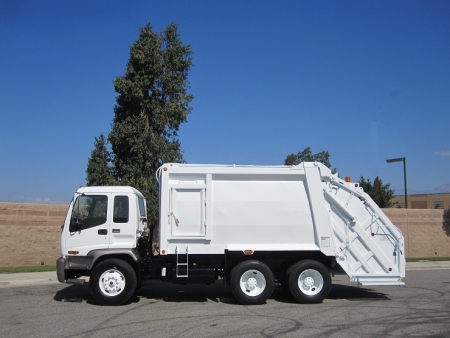 2007 Chevy-GMC T8500 with Heil PT 1000 20 Yard Rear Load Refuse Truck