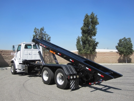 2007 Sterling LT9500 with Edge Mfg Roll Off Truck