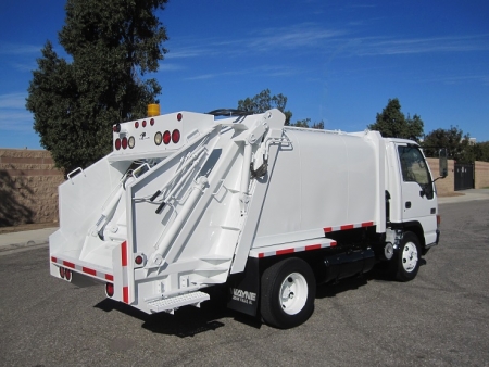 2000 GMC W4500 with Wayne Super Series 6 Yard Rear Load Refuse Truck