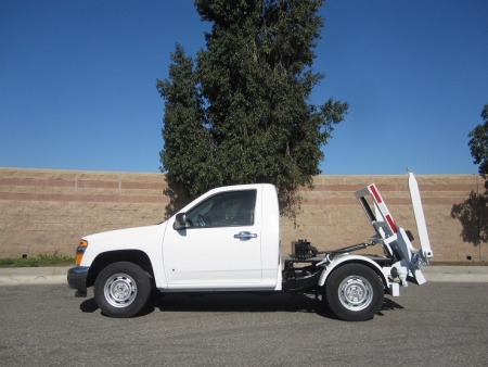 2008 GMC Canyon with Gaskin Container Delivery Unit (CDU) Refuse Truck