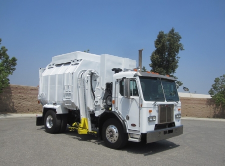 2009 Peterbilt 320 CNG with Amrep 18yd Automated Side Loader Refuse Truck