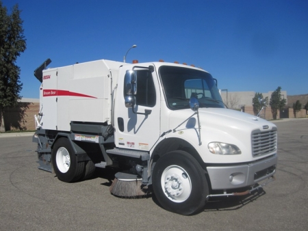 2007 Elgin Broom Bear Street Sweeper