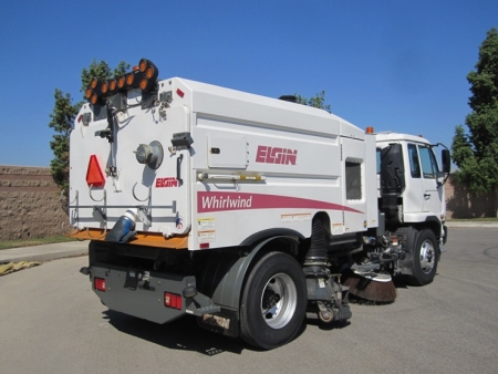 2008 Elgin Whirlwind Street Sweeper on UD3300 Chassis