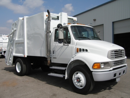 2001 Sterling Acterra with Pak-Mor 16yd Rear Loader Refuse Truck