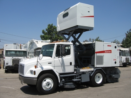 2003 Elgin Broom Bear CNG Street Sweeper